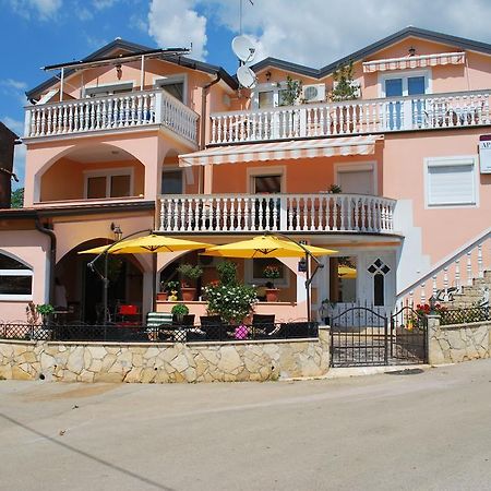 Apartments Maria Porec Luaran gambar