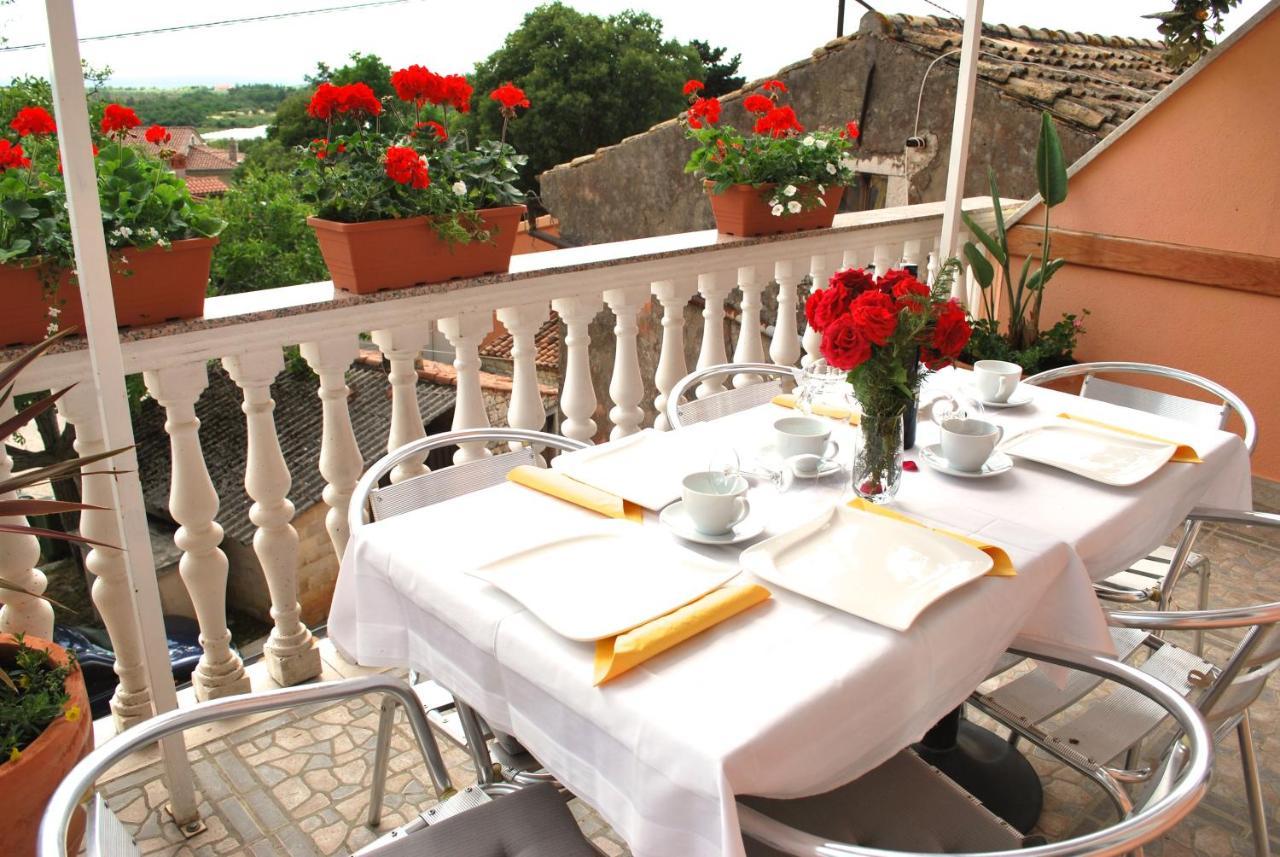 Apartments Maria Porec Luaran gambar