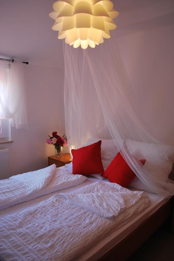 Apartments Maria Porec Luaran gambar