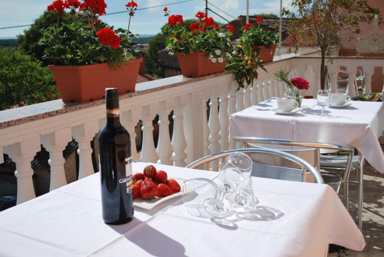 Apartments Maria Porec Luaran gambar